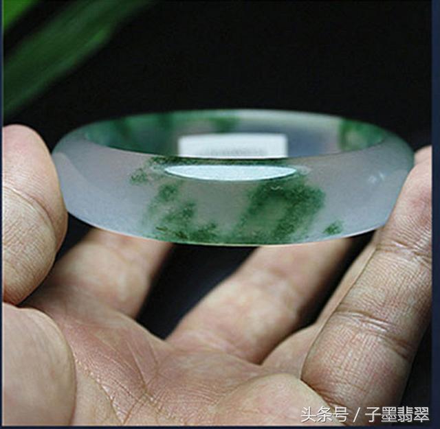 老同学翡翠知识,翡翠原石知识-第2张图片-翡翠网 老同学翡翠知识,翡翠原石知识-第2张图片-翡翠网