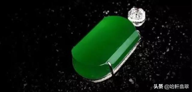 A货翡翠手镯价值一亿元的翡翠鉴定知识-第10张图片-翡翠网 A货翡翠手镯价值一亿元的翡翠鉴定知识-第10张图片-翡翠网