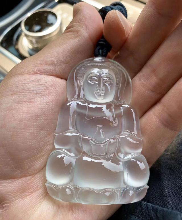 清代冰种翡翠挂件拍卖价格及图片清代冰种翡翠价格-第6张图片-翡翠网 清代冰种翡翠挂件拍卖价格及图片清代冰种翡翠价格-第6张图片-翡翠网