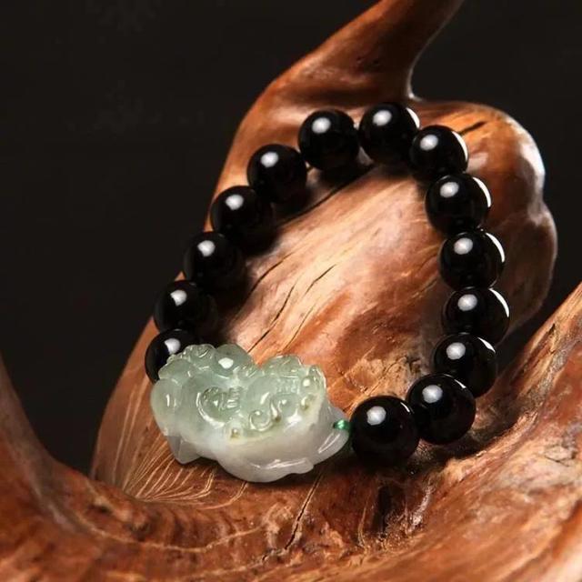 男士翡翠黄金戒指翡翠男式戒指价格-第6张图片-翡翠网 男士翡翠黄金戒指翡翠男式戒指价格-第6张图片-翡翠网