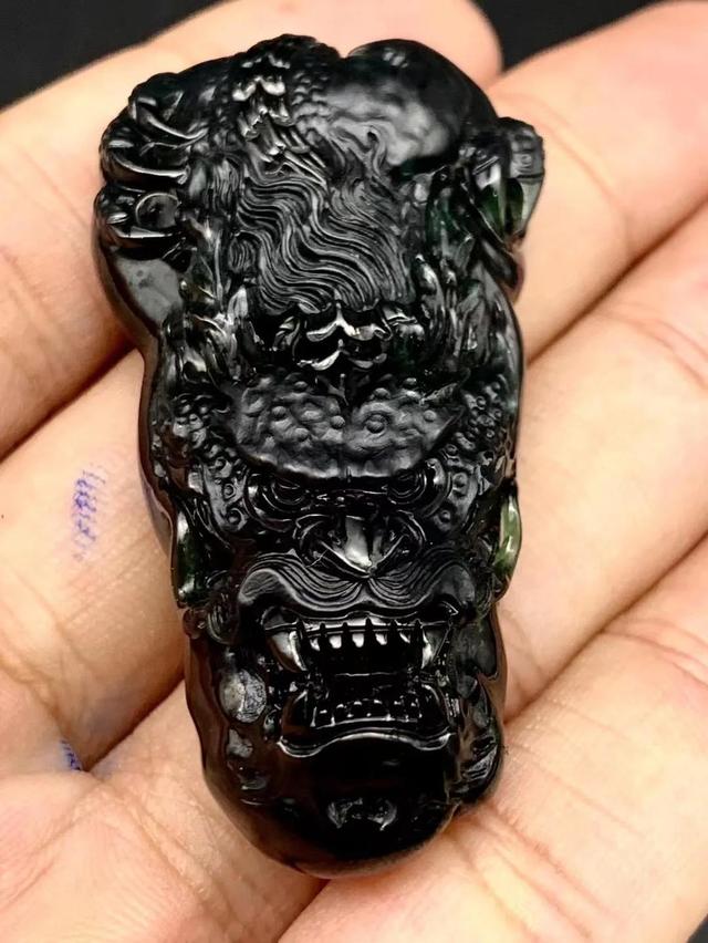 男士翡翠黄金戒指翡翠男式戒指价格-第10张图片-翡翠网 男士翡翠黄金戒指翡翠男式戒指价格-第10张图片-翡翠网