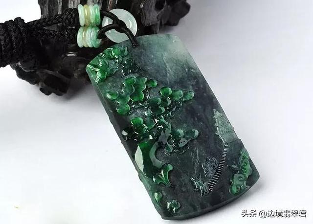 藓加绿翡翠原石,翡翠癣加绿牌子图片-第1张图片-翡翠网 藓加绿翡翠原石,翡翠癣加绿牌子图片-第1张图片-翡翠网