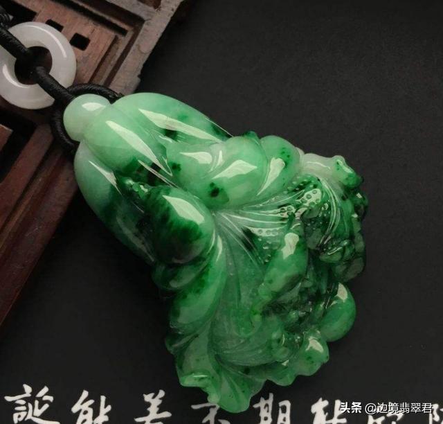 藓加绿翡翠原石,翡翠癣加绿牌子图片-第3张图片-翡翠网 藓加绿翡翠原石,翡翠癣加绿牌子图片-第3张图片-翡翠网