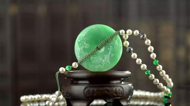 冰糯种翡翠属于什么档次冰糯种翡翠价格17g-第5张图片-翡翠网 冰糯种翡翠属于什么档次冰糯种翡翠价格17g-第5张图片-翡翠网