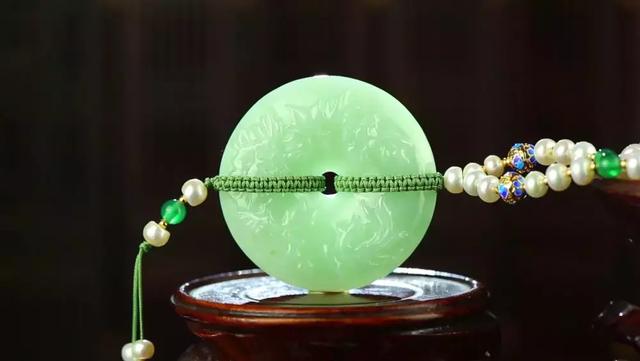 冰糯种翡翠属于什么档次冰糯种翡翠价格17g-第10张图片-翡翠网 冰糯种翡翠属于什么档次冰糯种翡翠价格17g-第10张图片-翡翠网