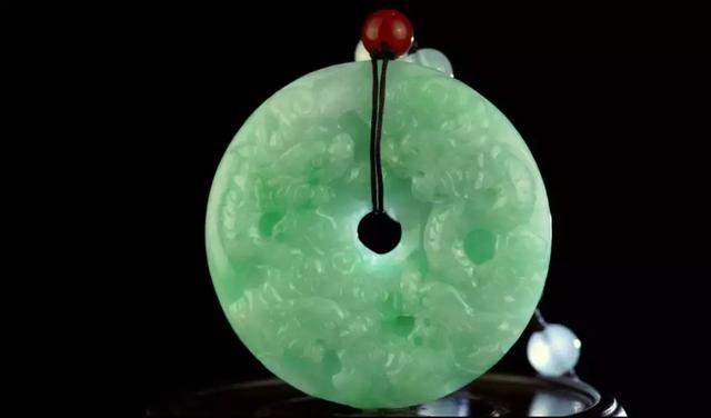 冰糯种翡翠属于什么档次冰糯种翡翠价格17g-第11张图片-翡翠网 冰糯种翡翠属于什么档次冰糯种翡翠价格17g-第11张图片-翡翠网