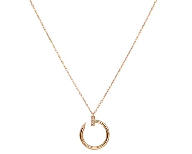 赵薇带的翡翠手镯,2万的翡翠手镯-第10张图片-翡翠网 赵薇带的翡翠手镯,2万的翡翠手镯-第10张图片-翡翠网