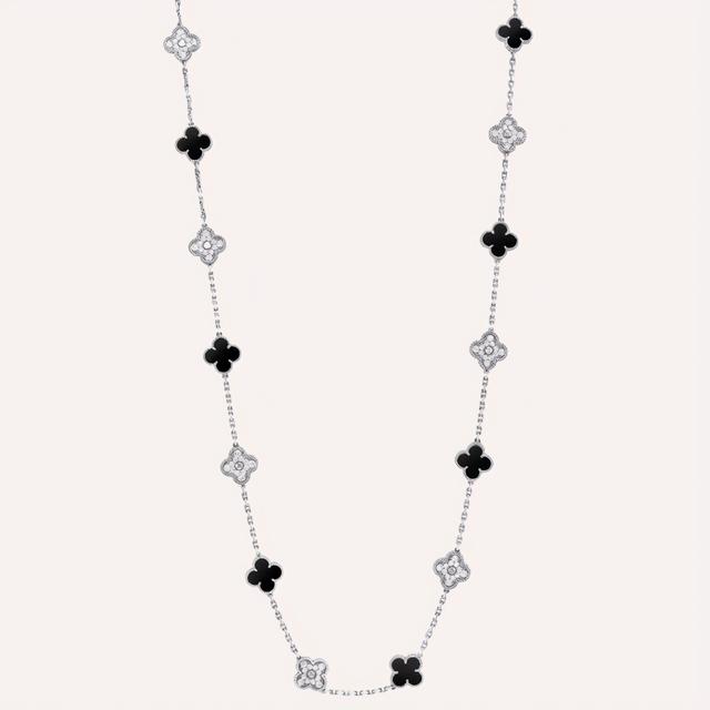 赵薇带的翡翠手镯,2万的翡翠手镯-第24张图片-翡翠网 赵薇带的翡翠手镯,2万的翡翠手镯-第24张图片-翡翠网