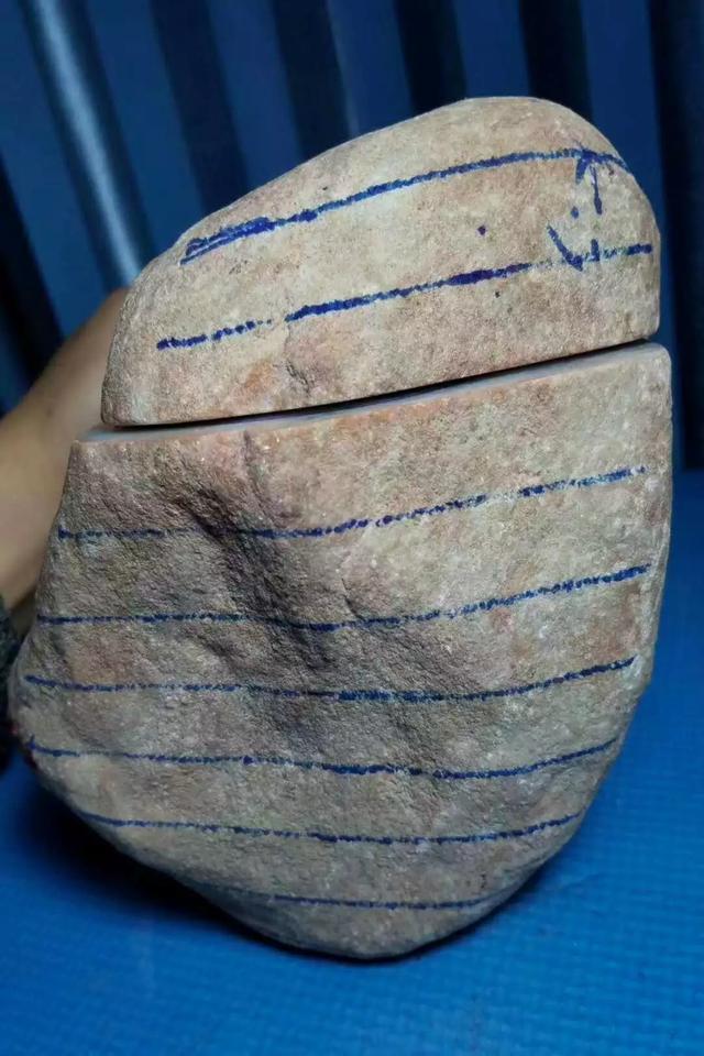 800一条翡翠手镯,细条翡翠手镯的魅力-第1张图片-翡翠网 800一条翡翠手镯,细条翡翠手镯的魅力-第1张图片-翡翠网