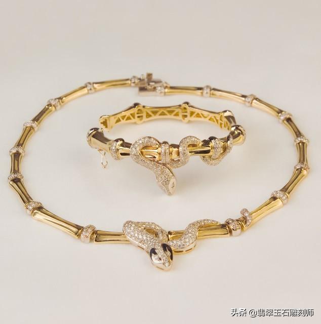 a货翡翠手镯,蜂窝手镯翡翠知识-第3张图片-翡翠网 a货翡翠手镯,蜂窝手镯翡翠知识-第3张图片-翡翠网