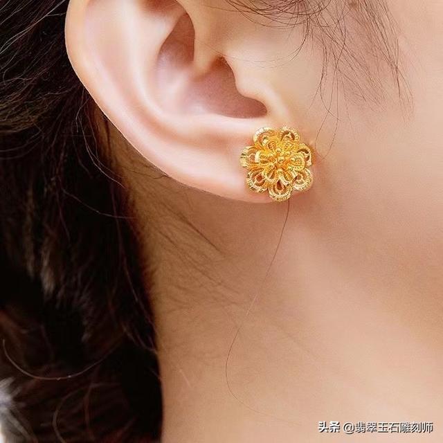 a货翡翠手镯,蜂窝手镯翡翠知识-第12张图片-翡翠网 a货翡翠手镯,蜂窝手镯翡翠知识-第12张图片-翡翠网