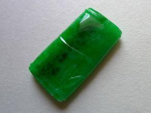 公盘翡翠原石,巴西绿玉翡翠原石图-第4张图片-翡翠网 公盘翡翠原石,巴西绿玉翡翠原石图-第4张图片-翡翠网