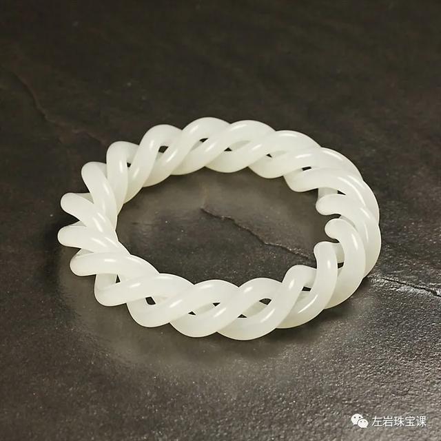 细条手镯翡翠知识细糯种翡翠手镯好处-第18张图片-翡翠网 细条手镯翡翠知识细糯种翡翠手镯好处-第18张图片-翡翠网