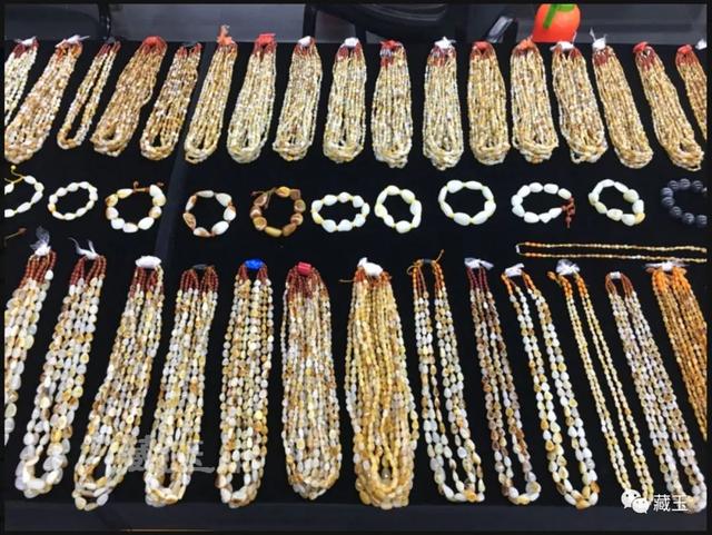 翡翠原石手串种类,籽料3000手串-第5张图片-翡翠网 翡翠原石手串种类,籽料3000手串-第5张图片-翡翠网