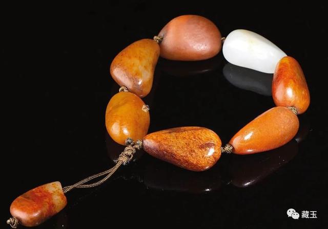 翡翠原石手串种类,籽料3000手串-第12张图片-翡翠网 翡翠原石手串种类,籽料3000手串-第12张图片-翡翠网