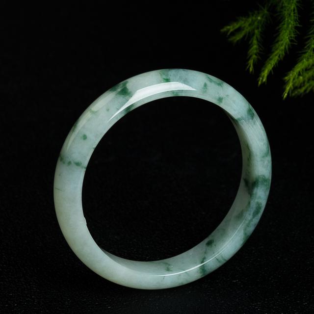 包含翡翠糯种的价格的词条-第1张图片-翡翠网 包含翡翠糯种的价格的词条-第1张图片-翡翠网