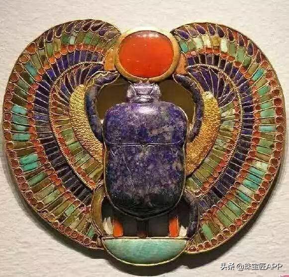 周大生爱琴海系列,珠宝系列名称-第23张图片-翡翠网 周大生爱琴海系列,珠宝系列名称-第23张图片-翡翠网