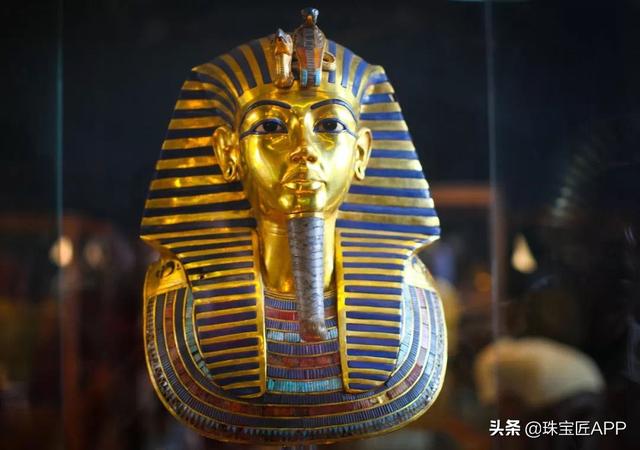 周大生爱琴海系列,珠宝系列名称-第27张图片-翡翠网 周大生爱琴海系列,珠宝系列名称-第27张图片-翡翠网