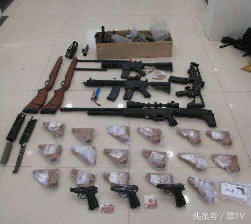 温州松原翡翠交易平台,茂名翡翠原石抛光-第8张图片-翡翠网 温州松原翡翠交易平台,茂名翡翠原石抛光-第8张图片-翡翠网