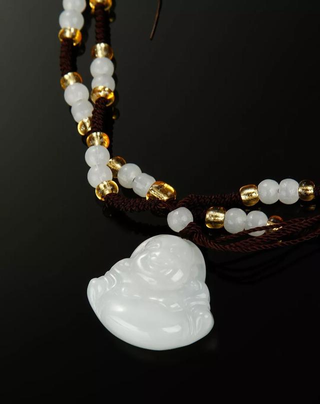 翡翠手镯多少钱糯米种白翡翠价格-第11张图片-翡翠网 翡翠手镯多少钱糯米种白翡翠价格-第11张图片-翡翠网