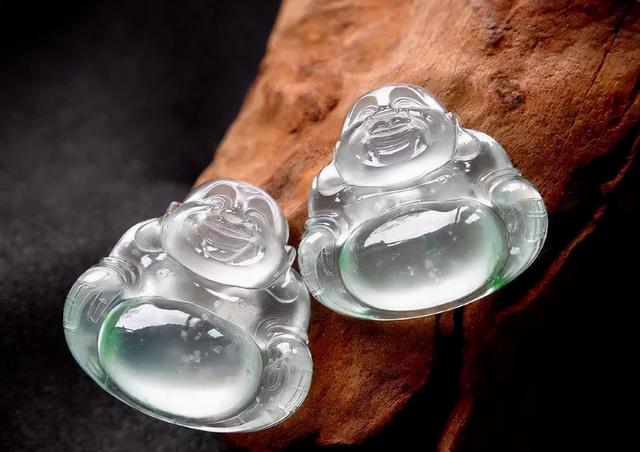 翡翠行话知识翡翠原石行话怎么说-第3张图片-翡翠网 翡翠行话知识翡翠原石行话怎么说-第3张图片-翡翠网