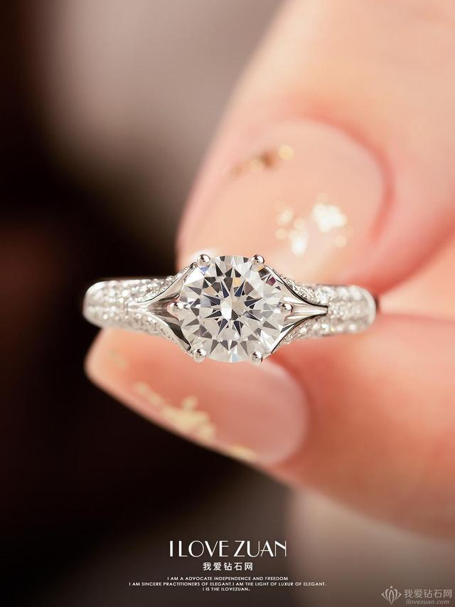 老凤祥钻戒图片大全女士钻戒款式图片大全-第12张图片-翡翠网 老凤祥钻戒图片大全女士钻戒款式图片大全-第12张图片-翡翠网