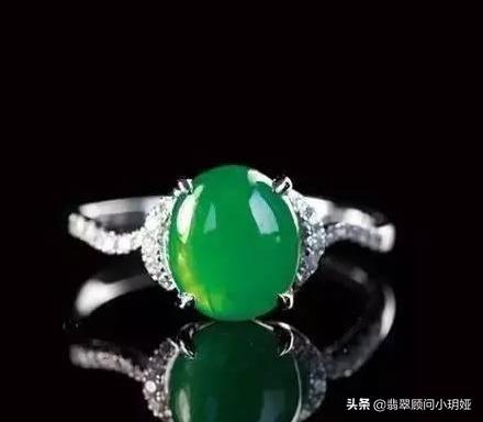 关于翡翠的具体翡翠挑选冷知识-第2张图片-翡翠网 关于翡翠的具体翡翠挑选冷知识-第2张图片-翡翠网