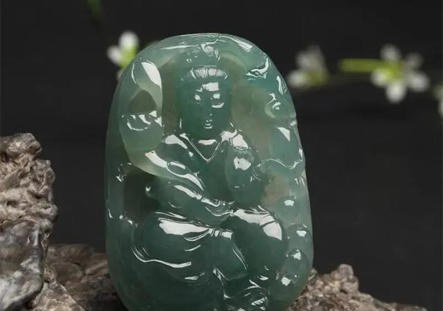 翡翠价格对照表17t的简单介绍-第1张图片-翡翠网 翡翠价格对照表17t的简单介绍-第1张图片-翡翠网