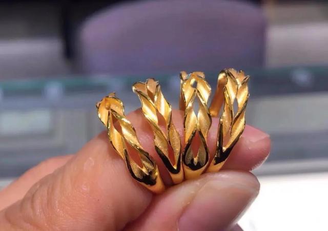 男士黄金戒指款式,适合年轻人的黄金戒指女款式-第5张图片-翡翠网