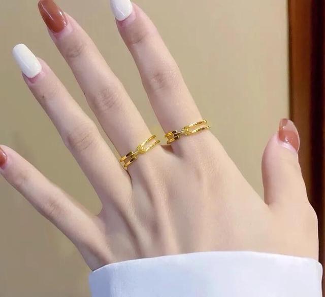 男士黄金戒指款式,适合年轻人的黄金戒指女款式-第7张图片-翡翠网