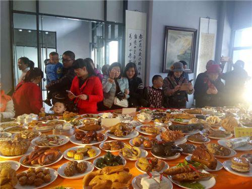 13万赌石开出2亿,日盛翡翠原石-第1张图片-翡翠网 13万赌石开出2亿,日盛翡翠原石-第1张图片-翡翠网