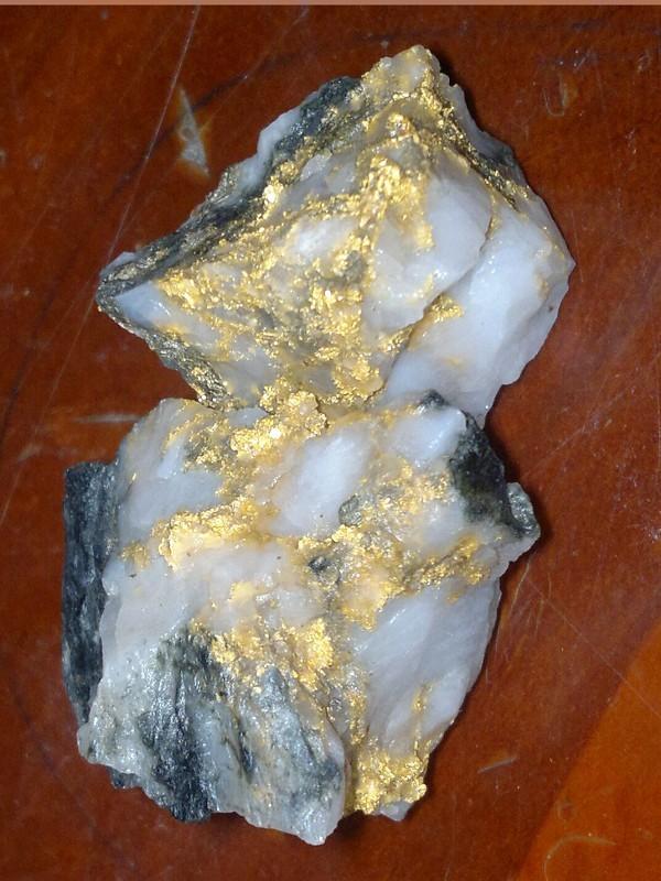 黄金介绍,黄金首饰怎么买-第2张图片-翡翠网 黄金介绍,黄金首饰怎么买-第2张图片-翡翠网