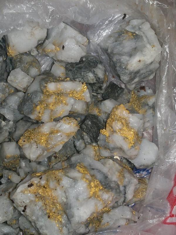 黄金介绍,黄金首饰怎么买-第3张图片-翡翠网 黄金介绍,黄金首饰怎么买-第3张图片-翡翠网