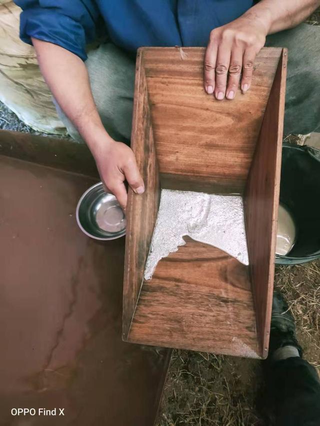 黄金介绍,黄金首饰怎么买-第10张图片-翡翠网 黄金介绍,黄金首饰怎么买-第10张图片-翡翠网