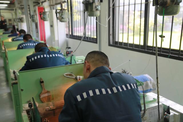 翡翠知识考核及答案,食品安全考试题目带答案-第3张图片-翡翠网 翡翠知识考核及答案,食品安全考试题目带答案-第3张图片-翡翠网