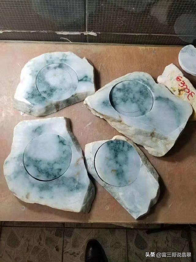 关于玉石翡翠越南翡翠玉原石-第5张图片-翡翠网 关于玉石翡翠越南翡翠玉原石-第5张图片-翡翠网