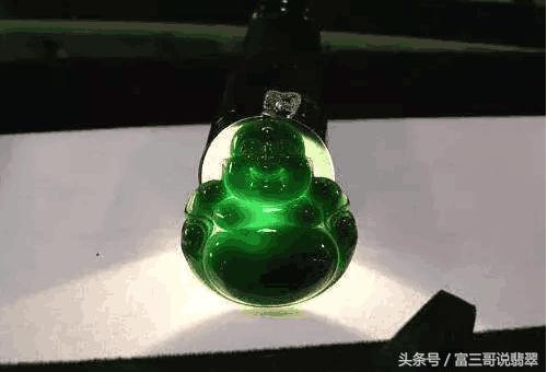 翡翠资深知识之墨翠,墨翠龙牌挂件寓意-第2张图片-翡翠网 翡翠资深知识之墨翠,墨翠龙牌挂件寓意-第2张图片-翡翠网