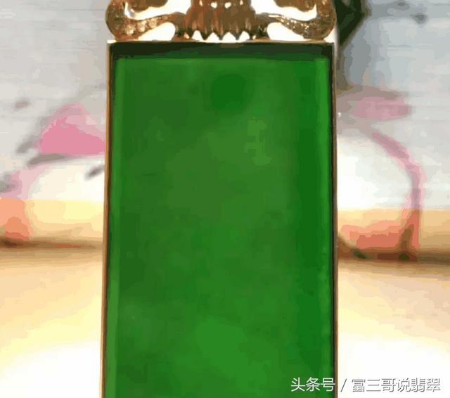 翡翠资深知识之墨翠,墨翠龙牌挂件寓意-第7张图片-翡翠网 翡翠资深知识之墨翠,墨翠龙牌挂件寓意-第7张图片-翡翠网