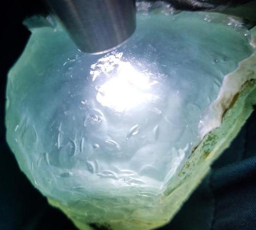 翡翠赌石术语翡翠原石术语讲解视频-第5张图片-翡翠网 翡翠赌石术语翡翠原石术语讲解视频-第5张图片-翡翠网