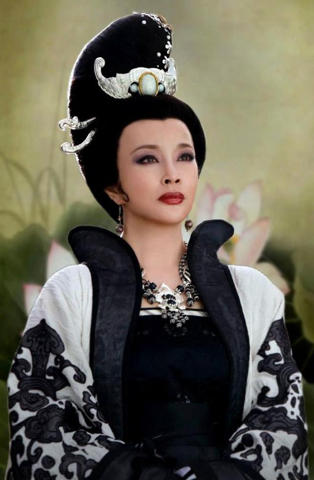 刘晓庆的翡翠,伍卫国刘晓庆翡翠知识-第29张图片-翡翠网 刘晓庆的翡翠,伍卫国刘晓庆翡翠知识-第29张图片-翡翠网