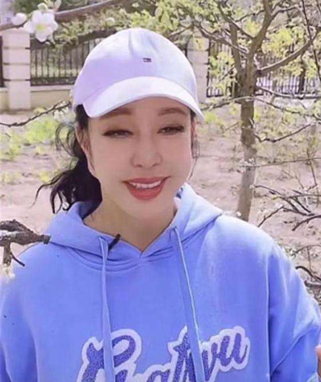 刘晓庆的翡翠,伍卫国刘晓庆翡翠知识-第31张图片-翡翠网 刘晓庆的翡翠,伍卫国刘晓庆翡翠知识-第31张图片-翡翠网