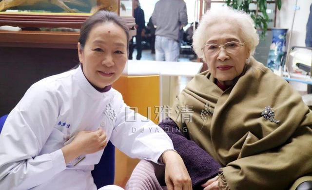 刘晓庆的翡翠,伍卫国刘晓庆翡翠知识-第43张图片-翡翠网 刘晓庆的翡翠,伍卫国刘晓庆翡翠知识-第43张图片-翡翠网