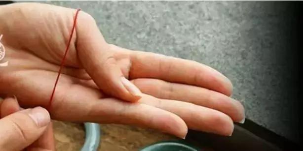 翡翠糯种玉镯知识,翡翠冰种糯种-第25张图片-翡翠网 翡翠糯种玉镯知识,翡翠冰种糯种-第25张图片-翡翠网