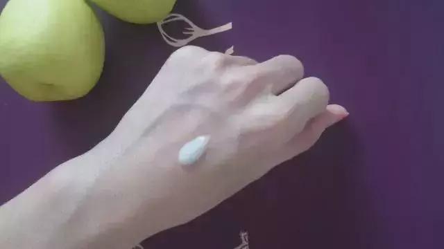 翡翠糯种玉镯知识,翡翠冰种糯种-第26张图片-翡翠网 翡翠糯种玉镯知识,翡翠冰种糯种-第26张图片-翡翠网