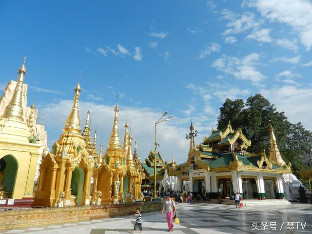 缅甸购买翡翠原石缅甸哪里买翡翠原石-第2张图片-翡翠网 缅甸购买翡翠原石缅甸哪里买翡翠原石-第2张图片-翡翠网