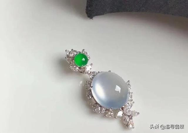 翡翠知识小典故翡翠如意的寓意-第1张图片-翡翠网 翡翠知识小典故翡翠如意的寓意-第1张图片-翡翠网