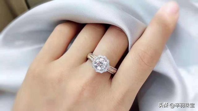 钻石30分多大,30分钻戒能卖多少钱-第3张图片-翡翠网 钻石30分多大,30分钻戒能卖多少钱-第3张图片-翡翠网