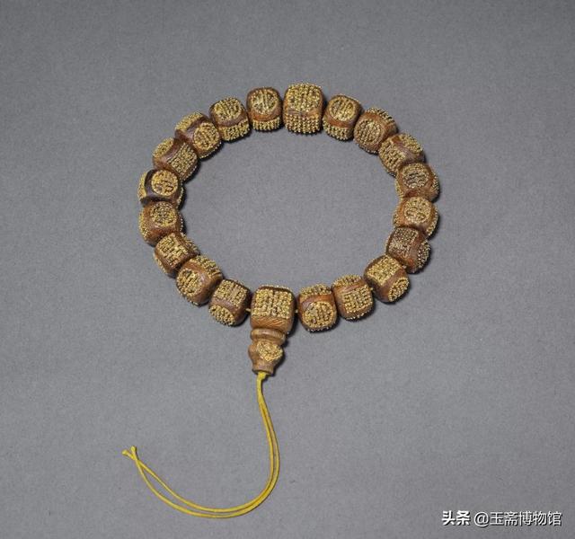 翡翠手珠是大颗好还是小颗好翡翠手珠的价格-第14张图片-翡翠网 翡翠手珠是大颗好还是小颗好翡翠手珠的价格-第14张图片-翡翠网