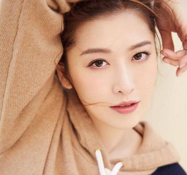 春晚精彩回放,王珞丹春晚翡翠知识-第1张图片-翡翠网 春晚精彩回放,王珞丹春晚翡翠知识-第1张图片-翡翠网