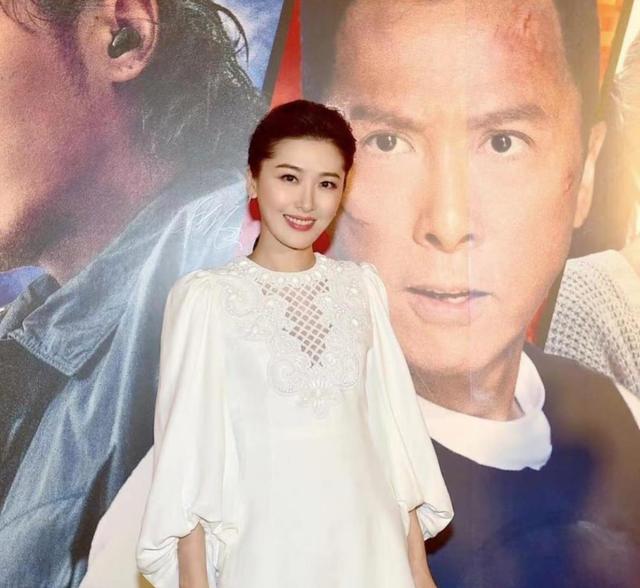 春晚精彩回放,王珞丹春晚翡翠知识-第18张图片-翡翠网 春晚精彩回放,王珞丹春晚翡翠知识-第18张图片-翡翠网